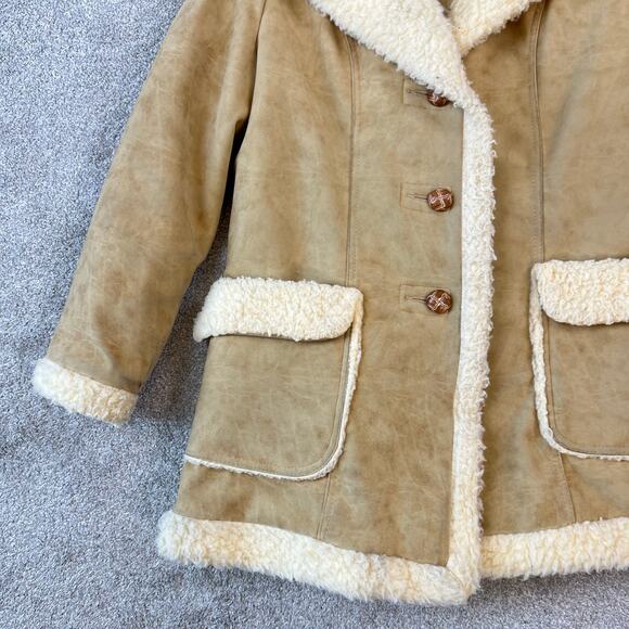Vintage Women's 70's Wiman Vinyl Suede Button Front Sherpa Coat (Sz M) - Picture 12 of 15